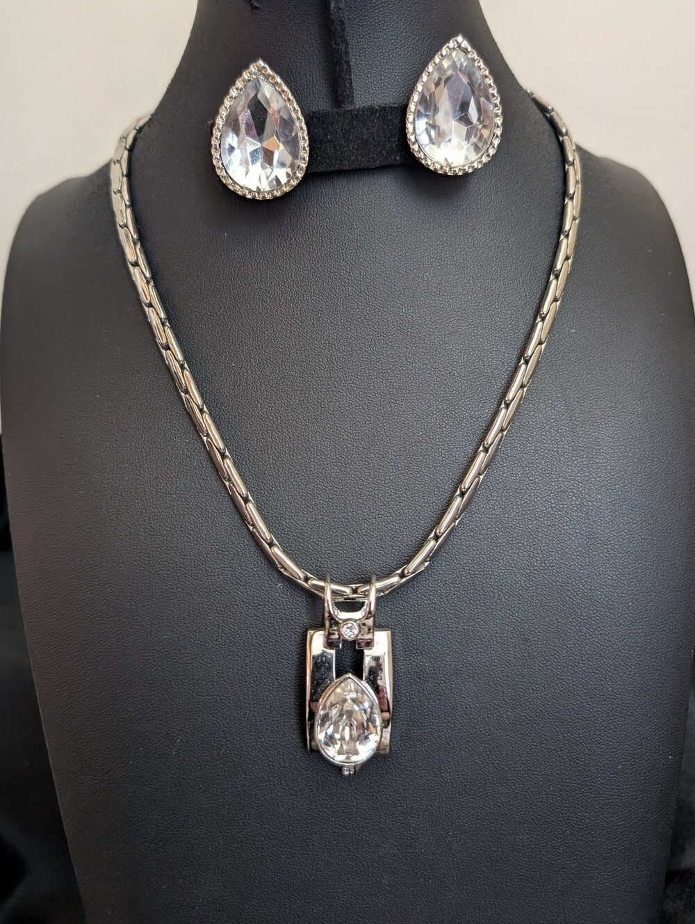 #43. William Wang Necklace with Swarovski Stones & Vintage Eattings